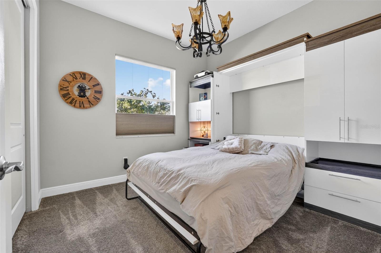 Image 43 of 92 For 30724 Lindentree Drive