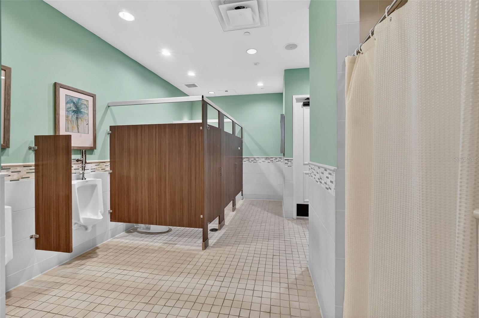 Image 84 of 92 For 30724 Lindentree Drive