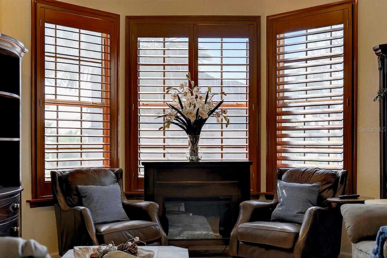 Image 23 of 63 For 5900 Bayview Circle S