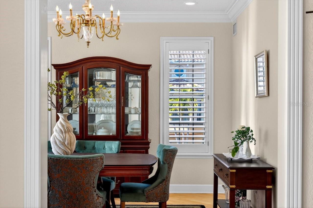 Image 24 of 63 For 5900 Bayview Circle S