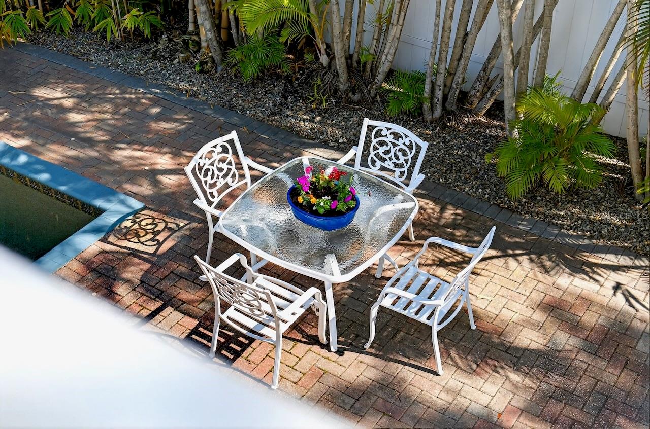 Image 60 of 63 For 5900 Bayview Circle S