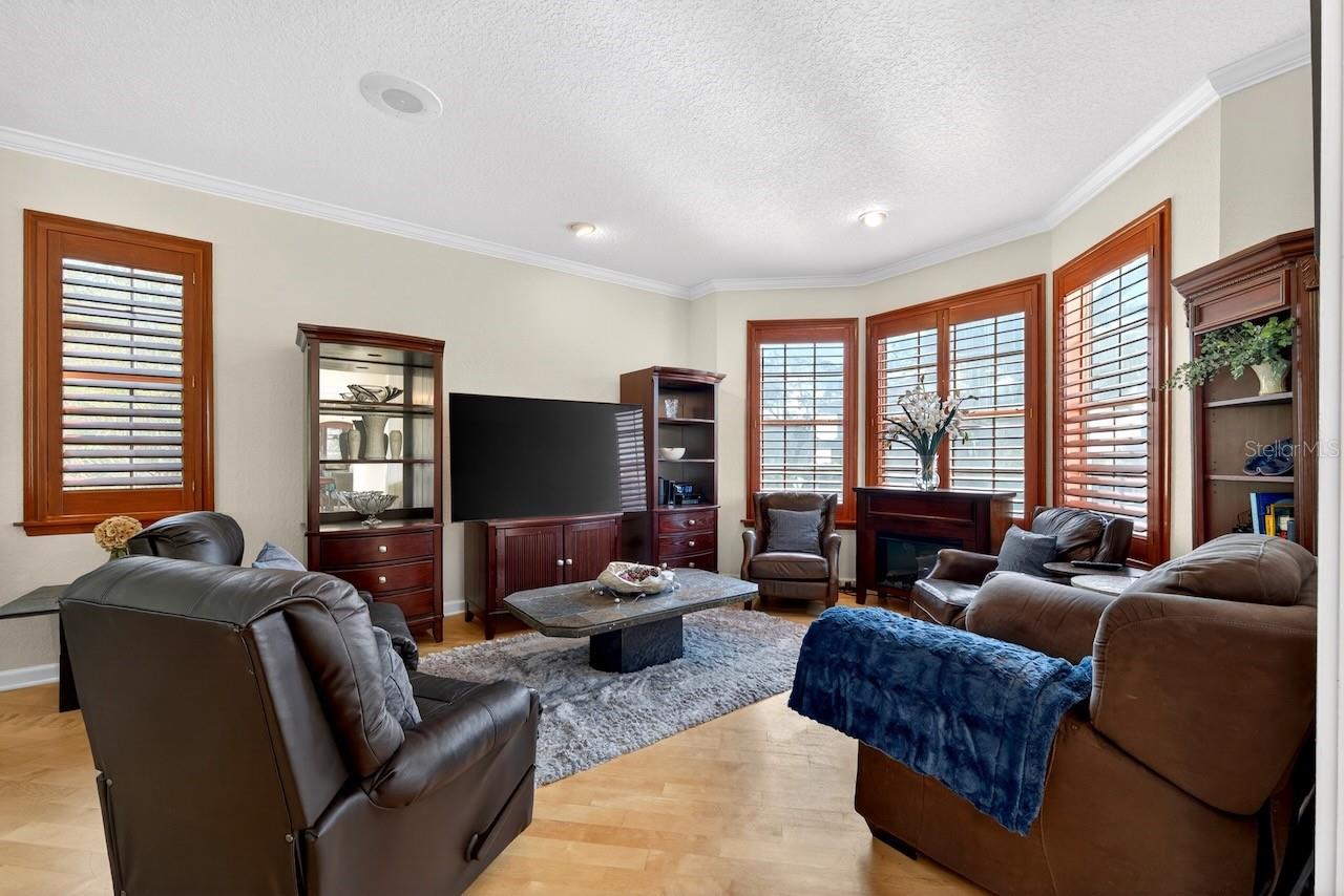 Image 61 of 63 For 5900 Bayview Circle S