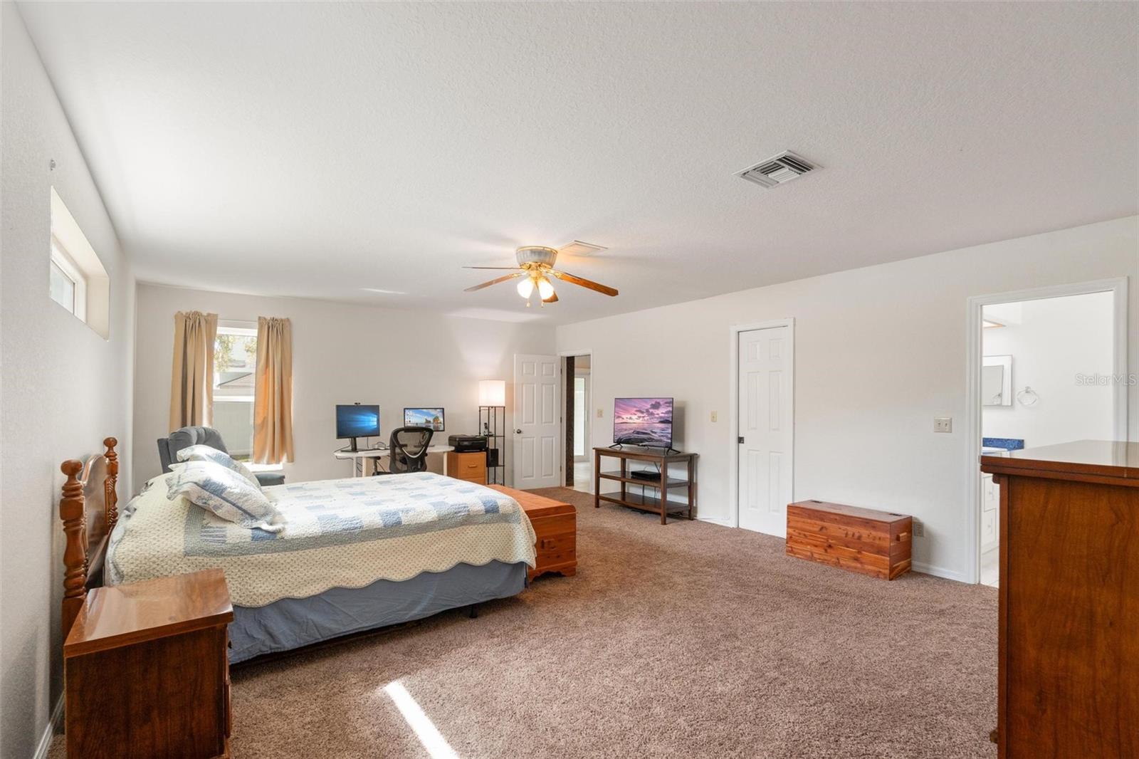 Image 13 of 36 For 11196 120th Terrace