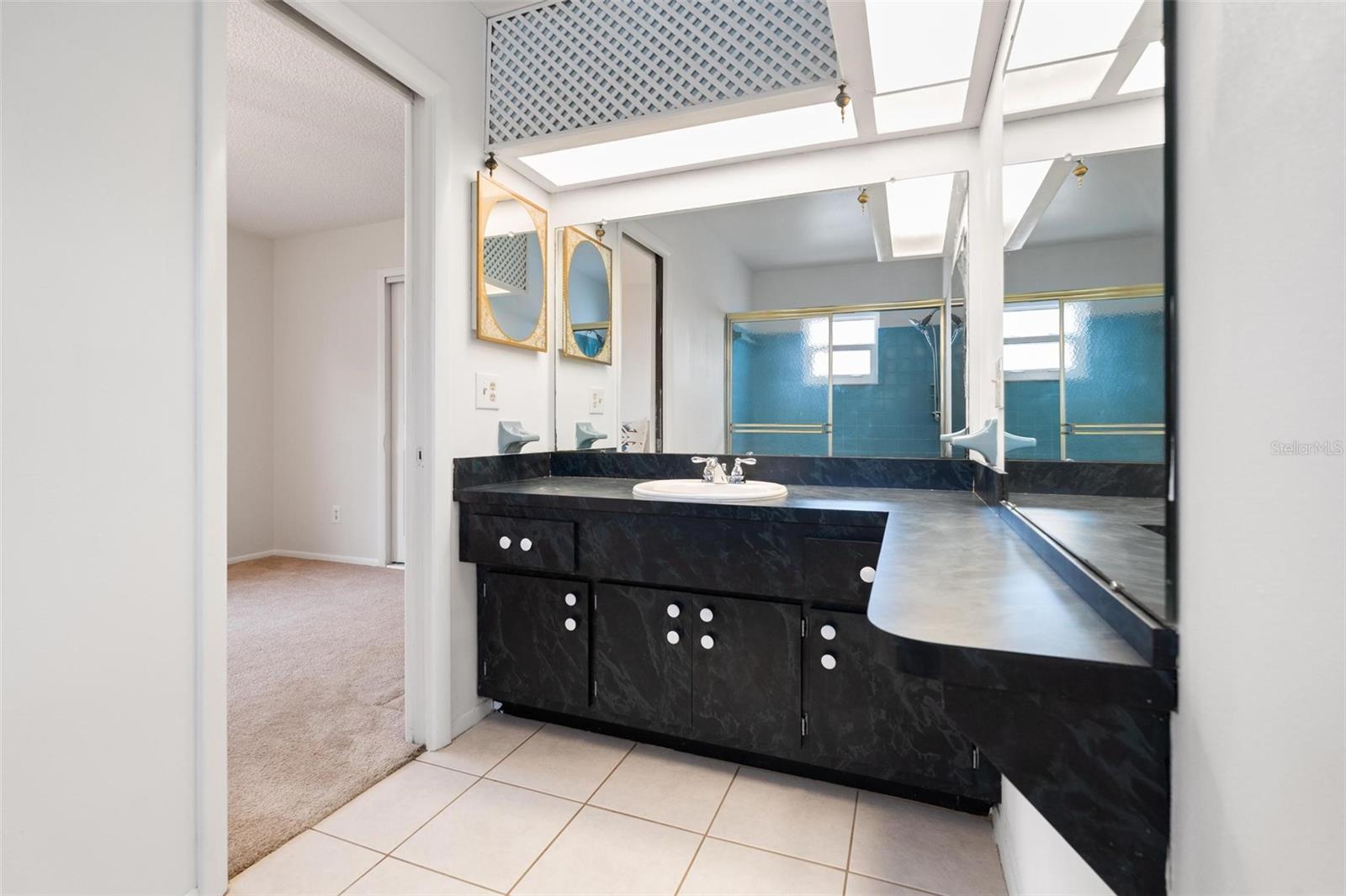 Image 28 of 36 For 11196 120th Terrace