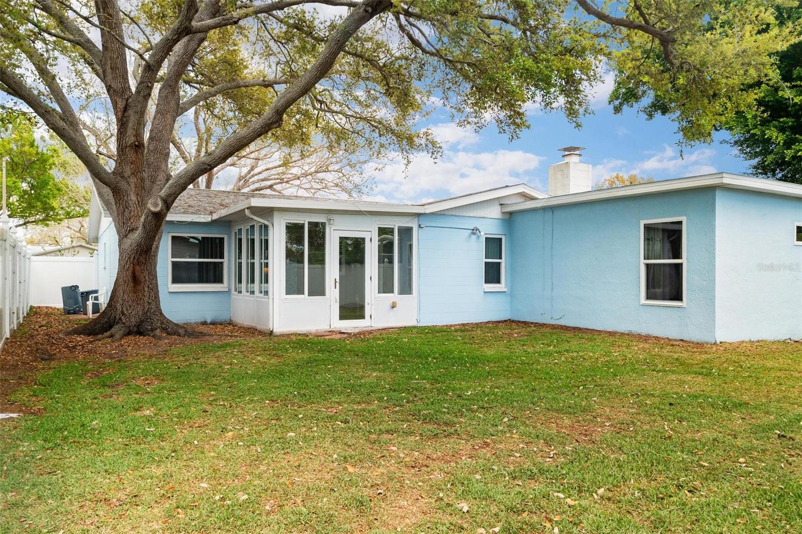 Image 33 of 36 For 11196 120th Terrace