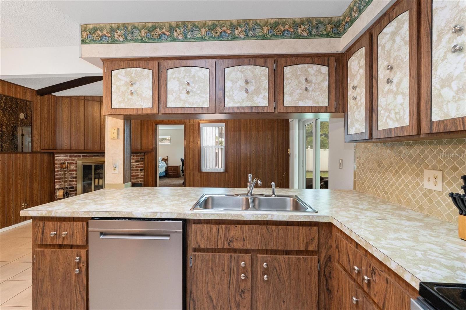 Image 8 of 36 For 11196 120th Terrace