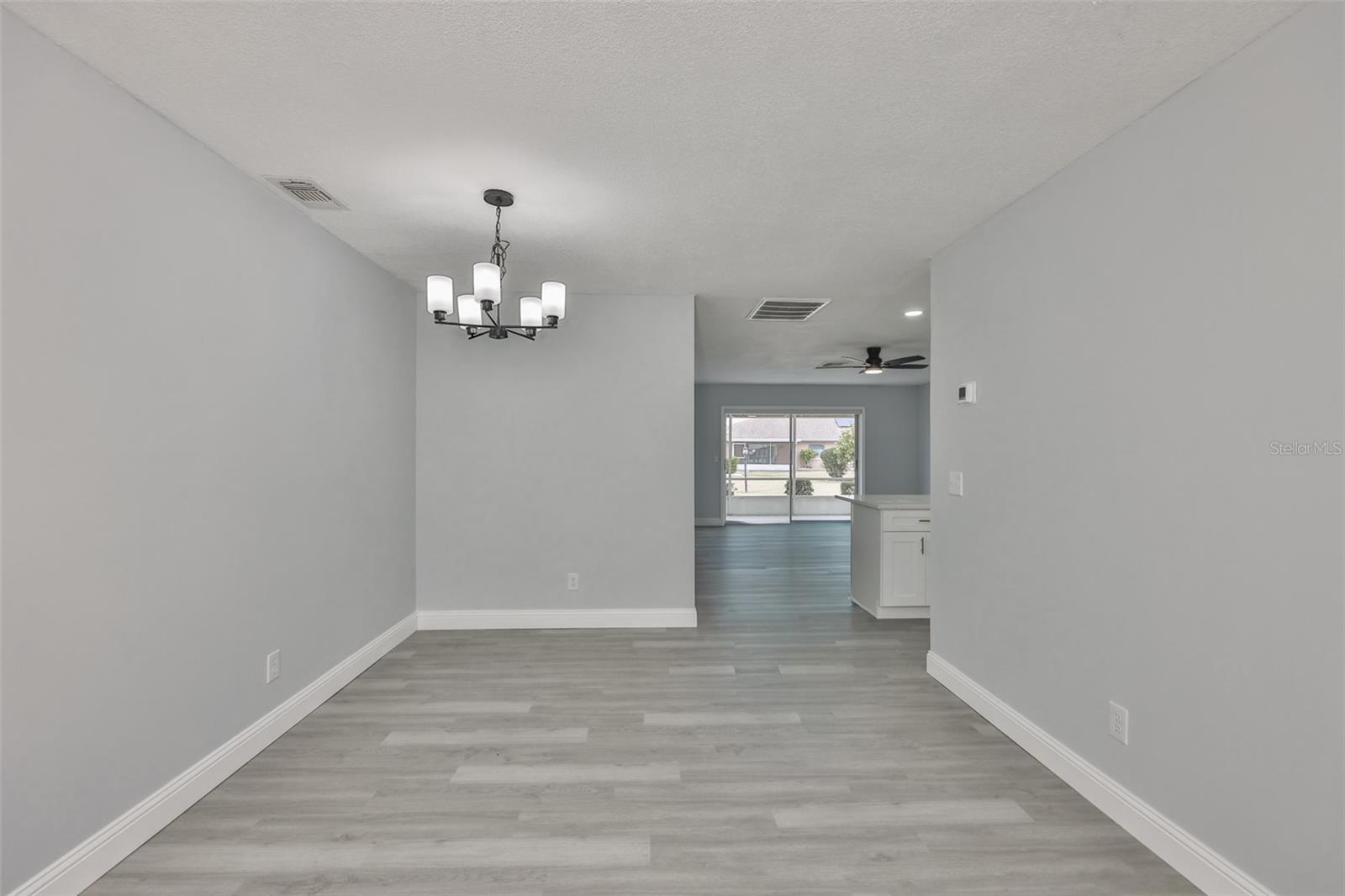 Image 20 of 61 For 1007 Strawpocket Place