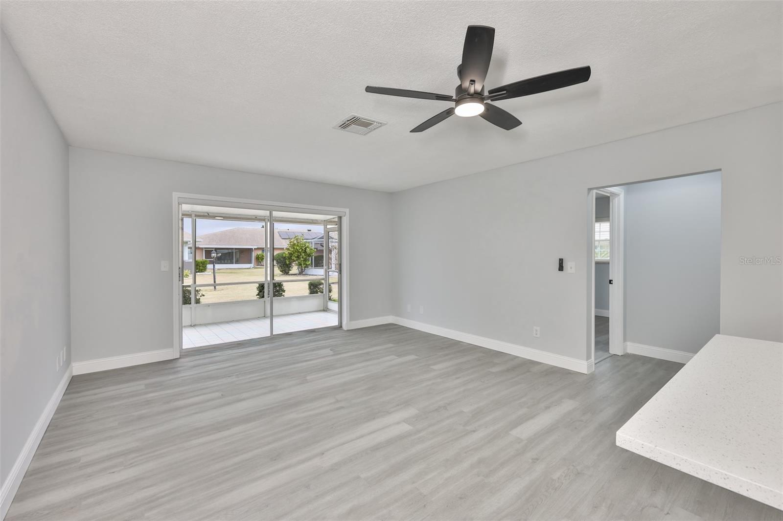 Image 23 of 61 For 1007 Strawpocket Place