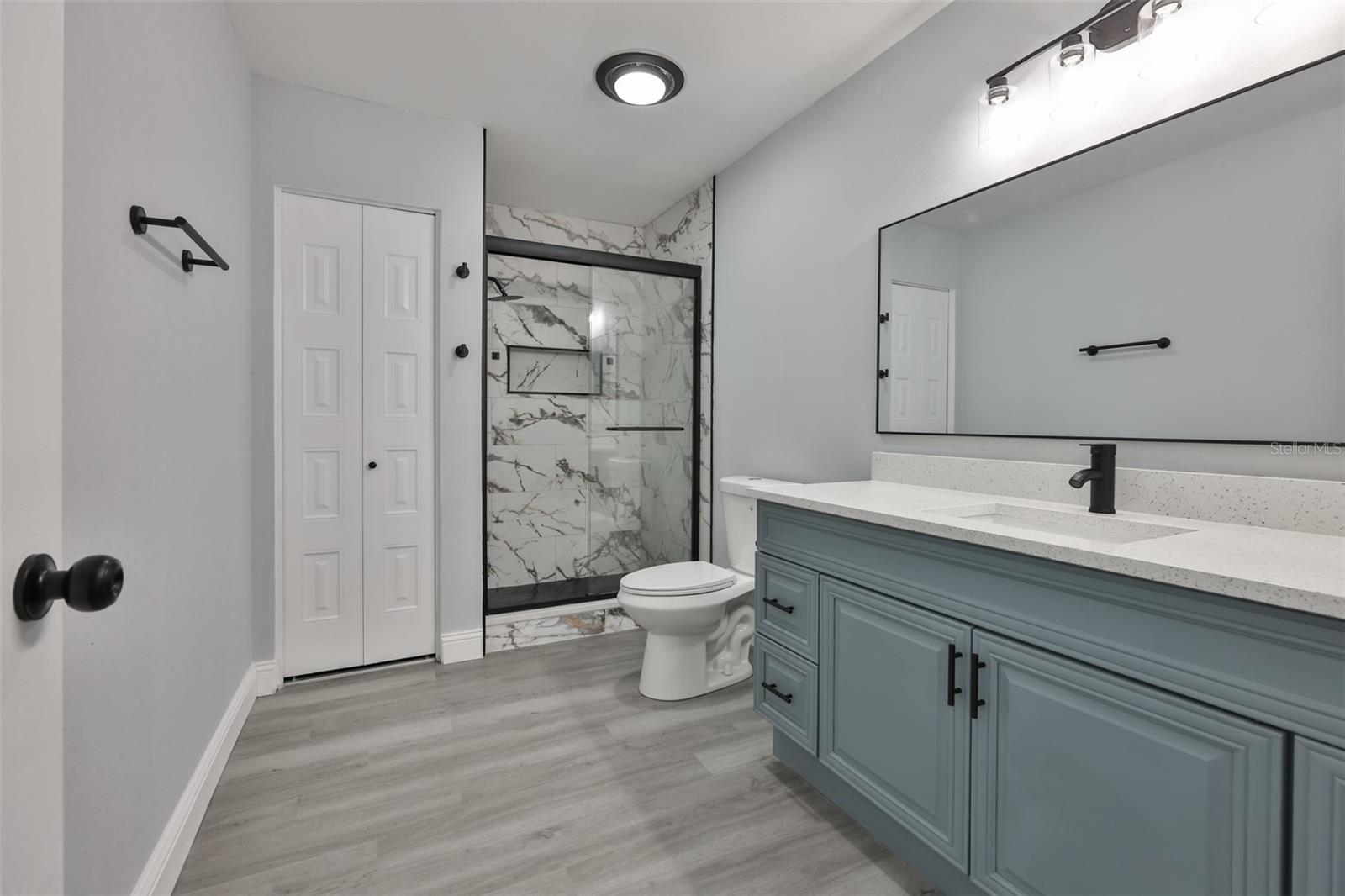 Image 7 of 61 For 1007 Strawpocket Place