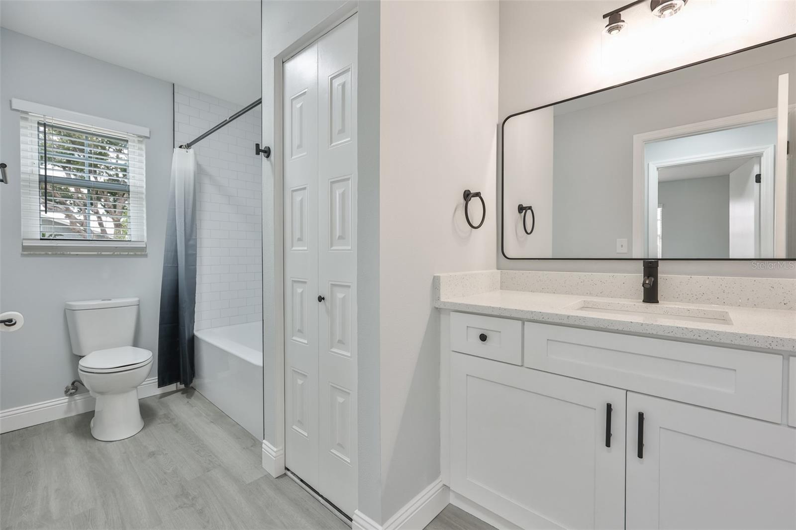 Image 9 of 61 For 1007 Strawpocket Place