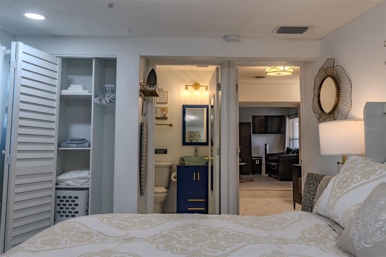 Image 10 of 25 For 11608 Boulevard