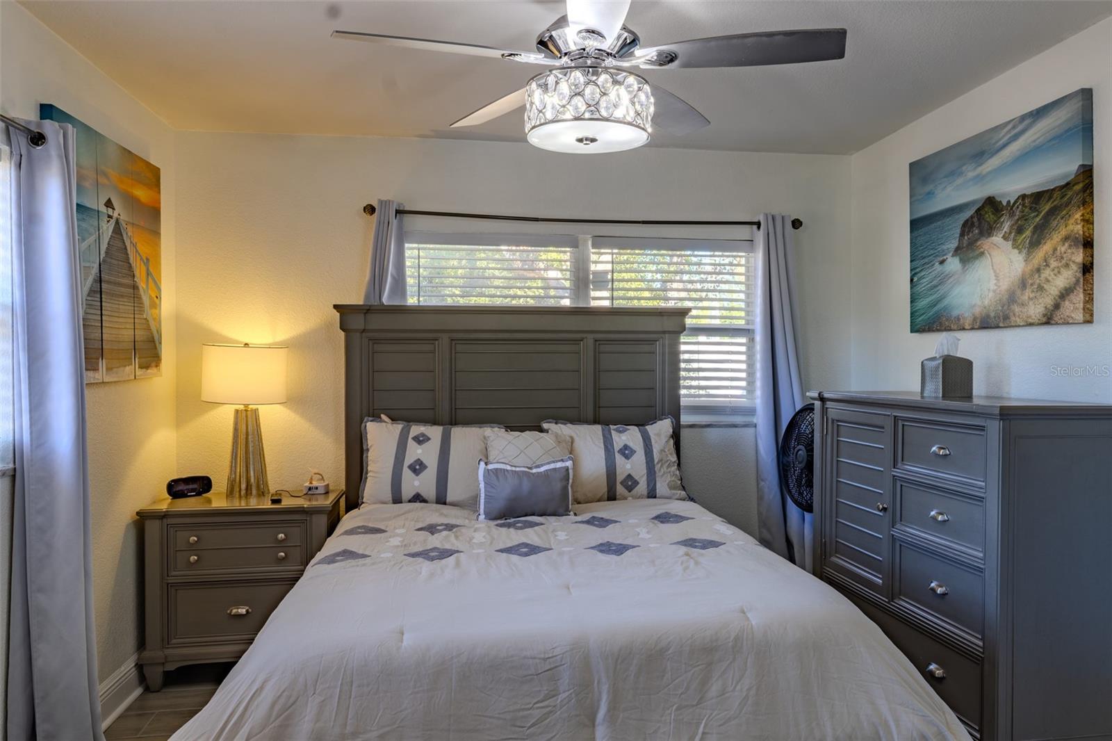 Image 16 of 25 For 11608 Boulevard