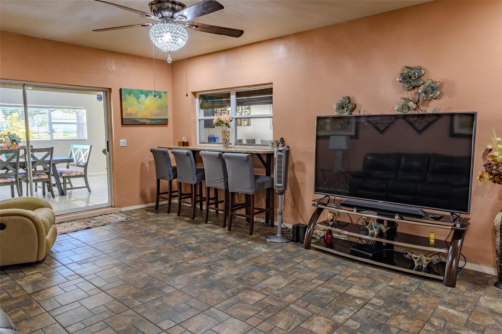 Image 20 of 25 For 11608 Boulevard