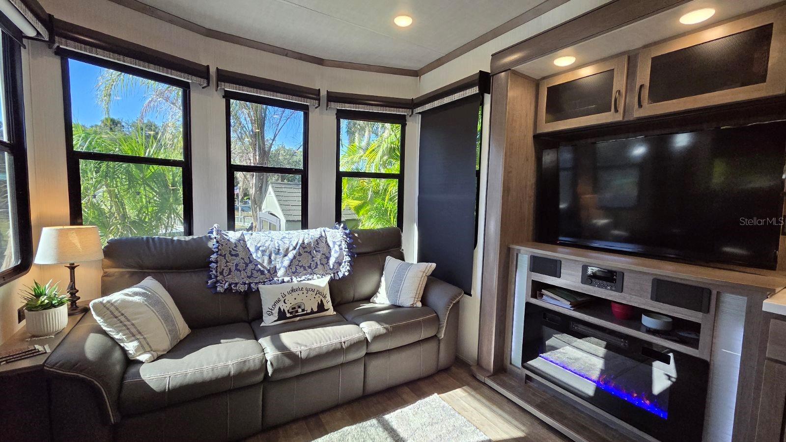 Image 10 of 18 For 561 Waterway Drive