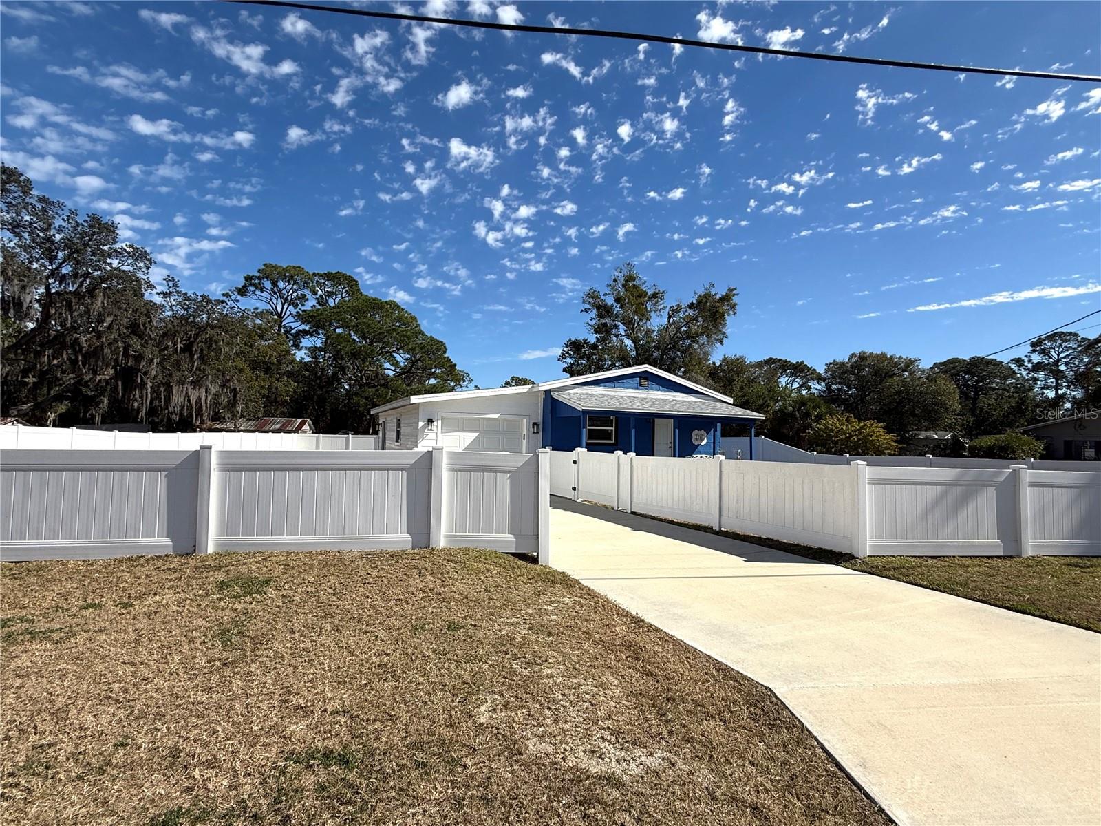 Image 2 of 14 For 2701 Brookline Avenue