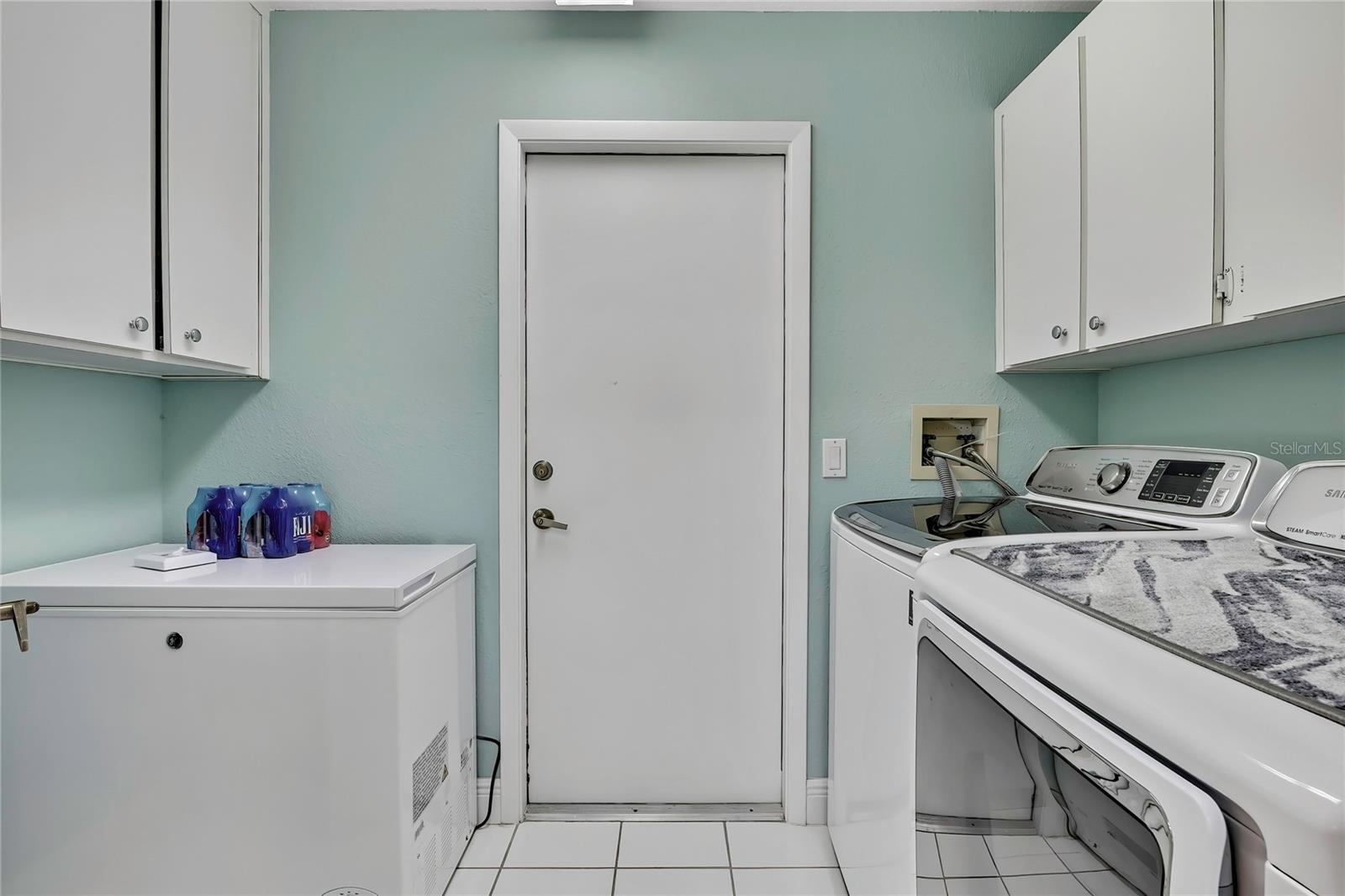 Listing photo id 16 for 7418 Baywood Forest Circle