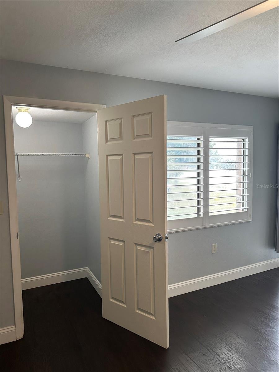 Image 23 of 30 For 106 Mary Drive 106