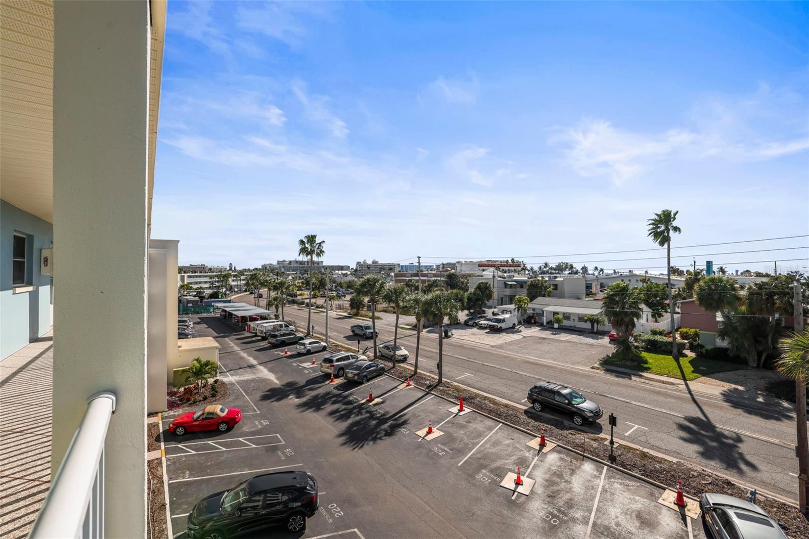 Image 22 of 42 For 6363 Gulf Winds Drive 427