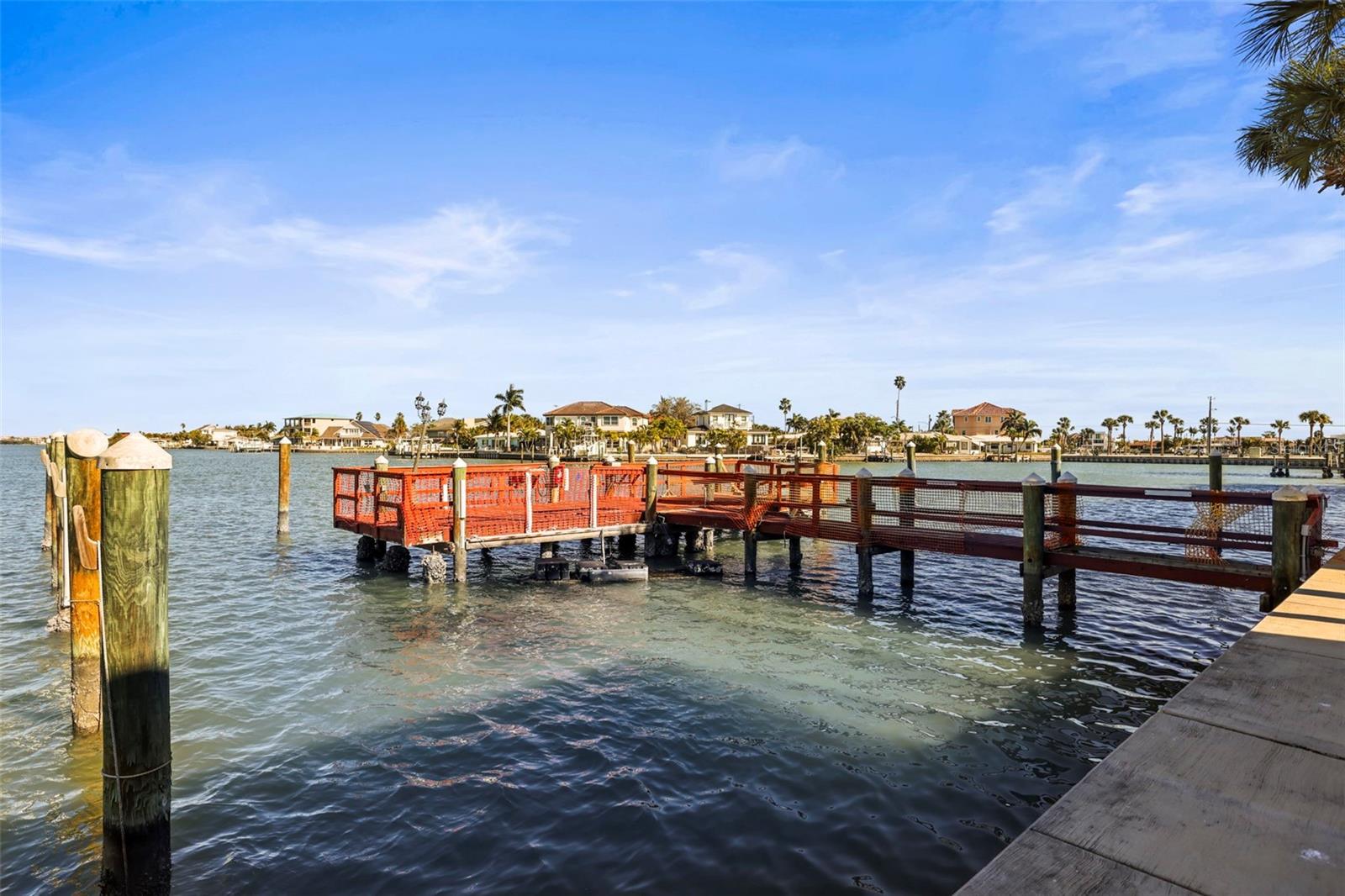 Image 32 of 42 For 6363 Gulf Winds Drive 427