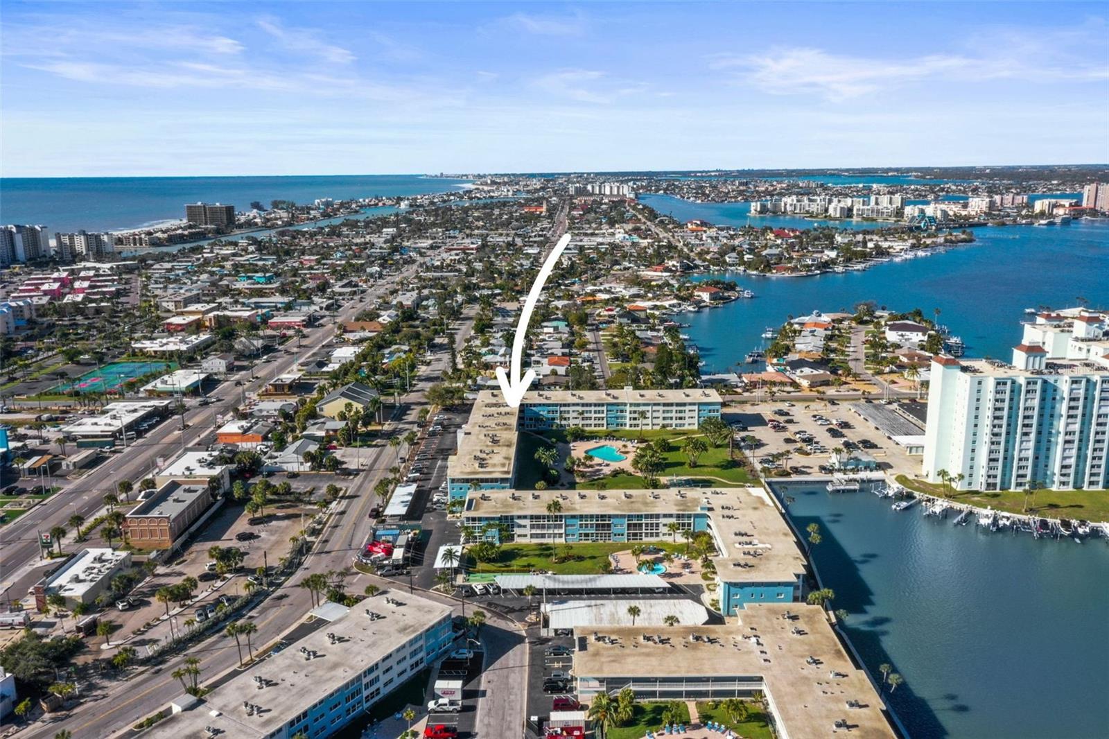 Image 37 of 42 For 6363 Gulf Winds Drive 427