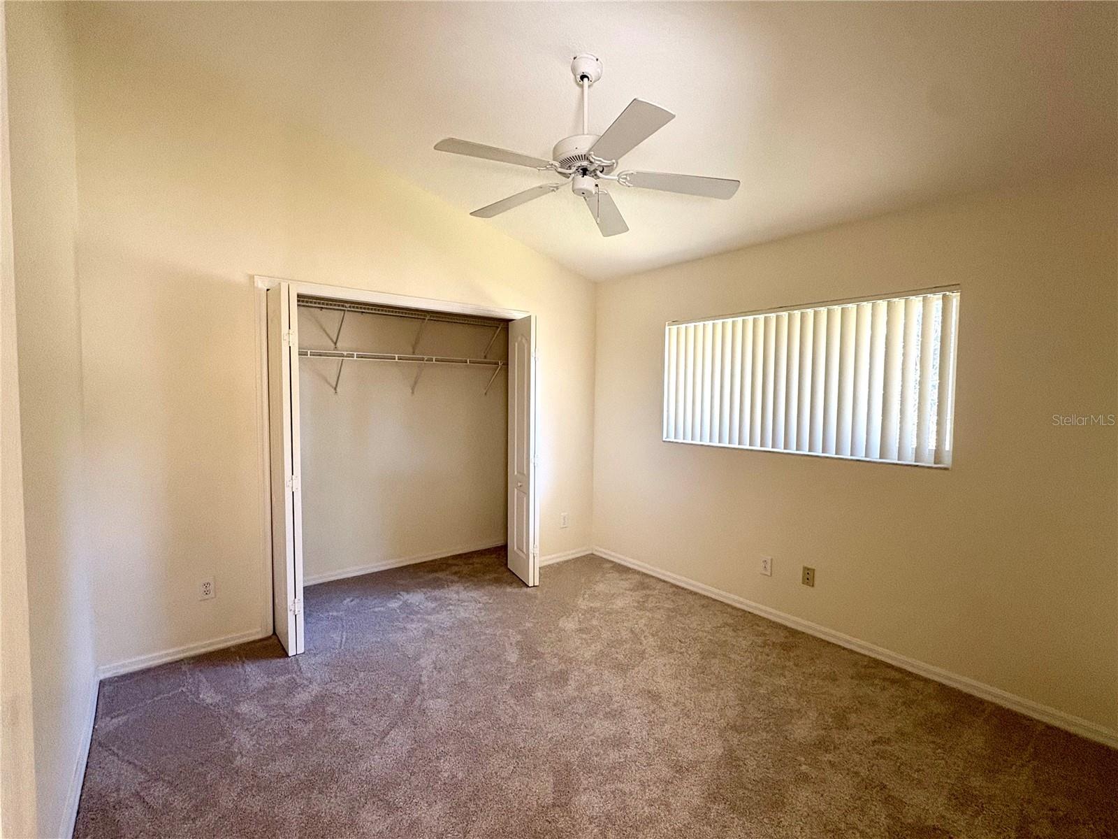 Image 17 of 39 For 731 Waterside Court