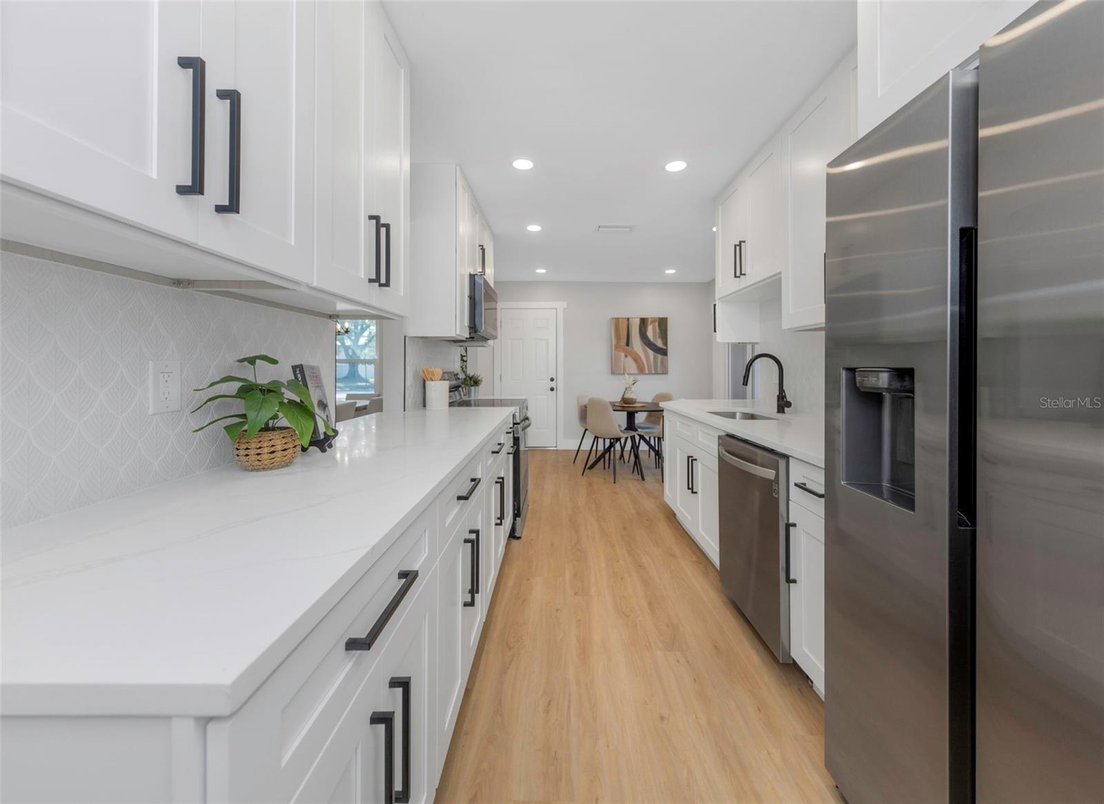 Image 13 of 47 For 15911 Country Farm Place