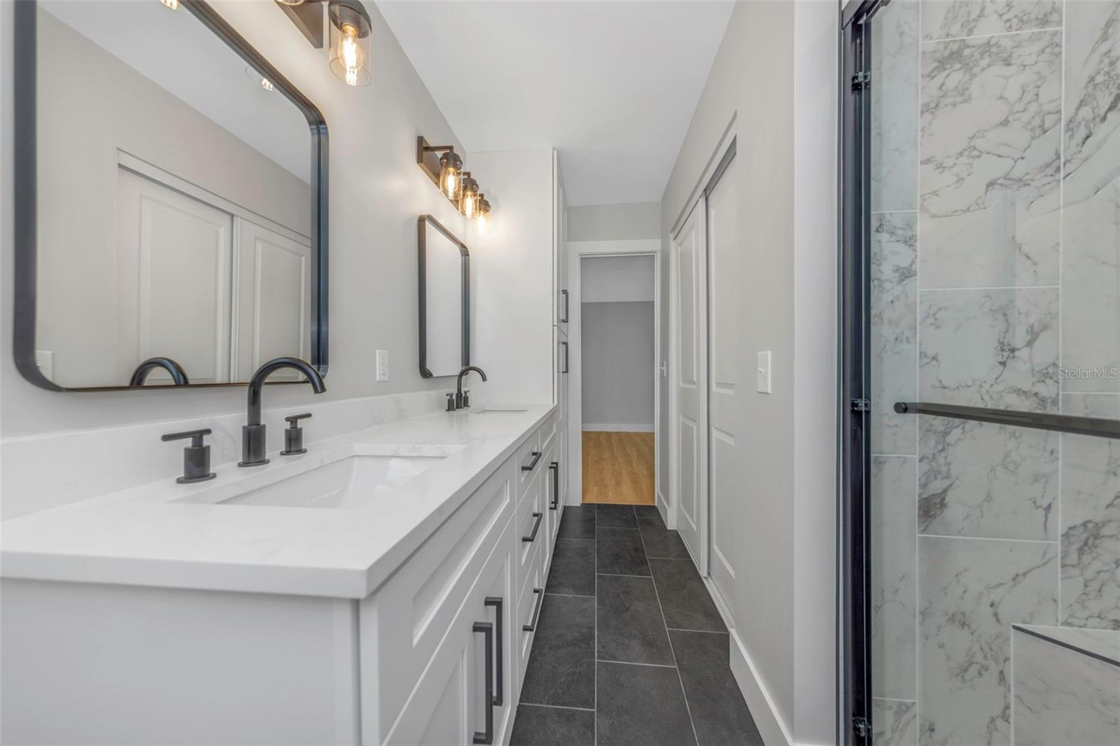 Image 26 of 47 For 15911 Country Farm Place