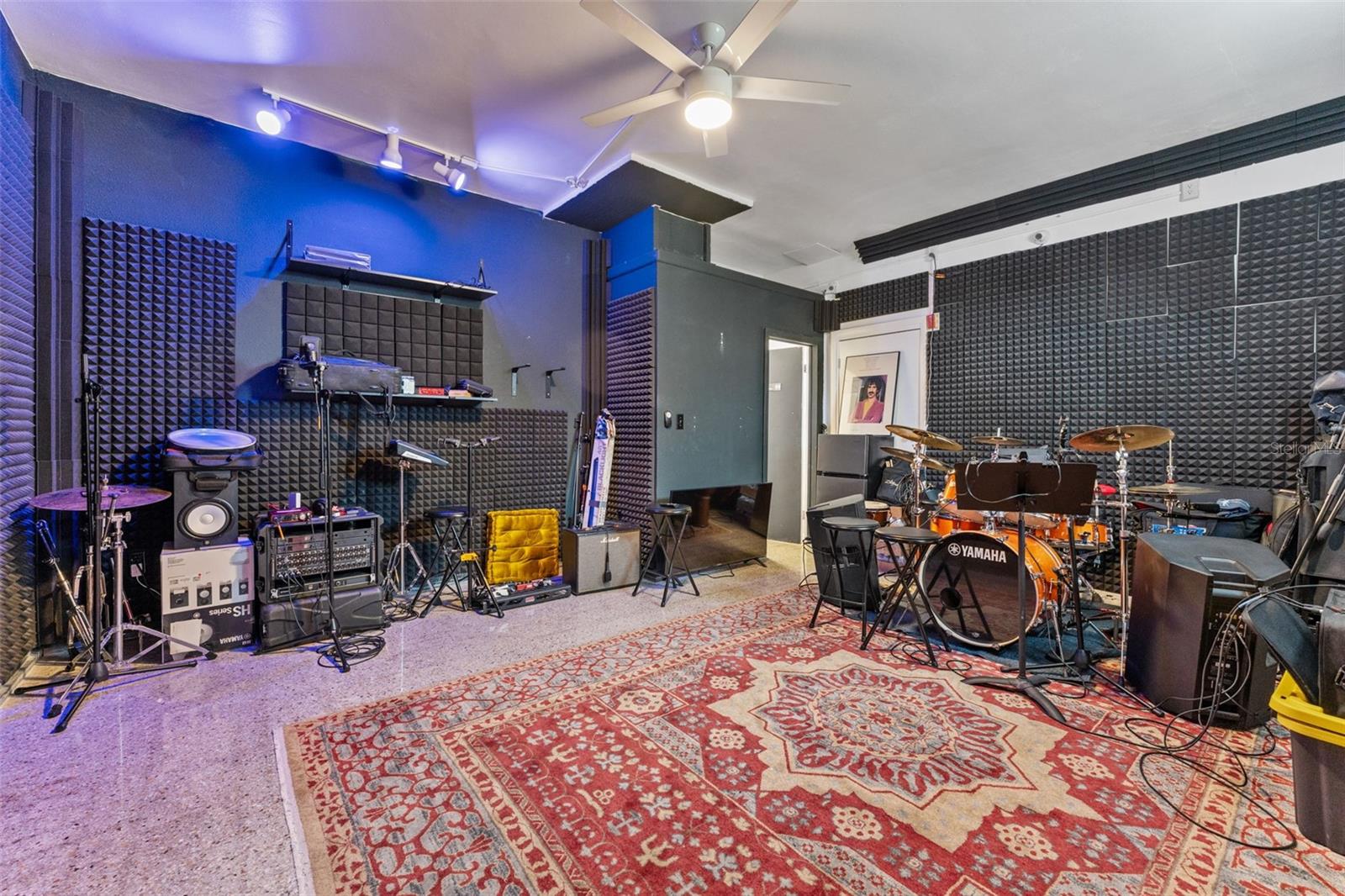 Image 31 of 38 For 701 49th Street S