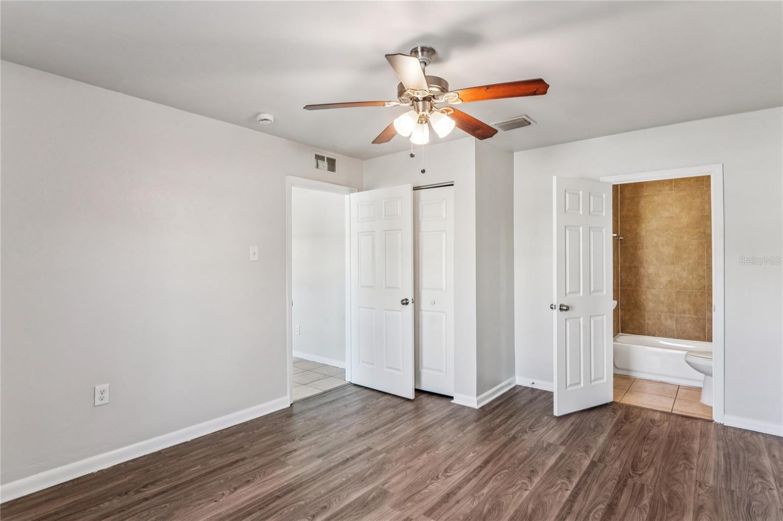 Image 10 of 23 For 1429 Spring Lane