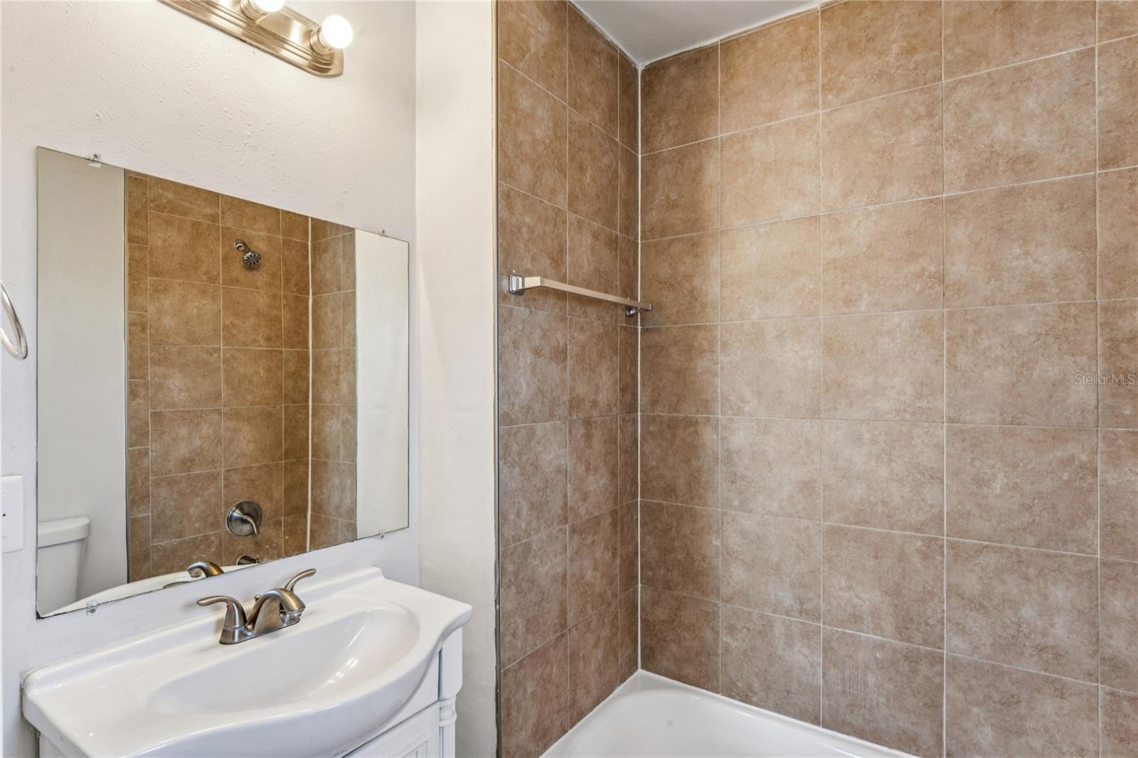 Image 12 of 23 For 1429 Spring Lane