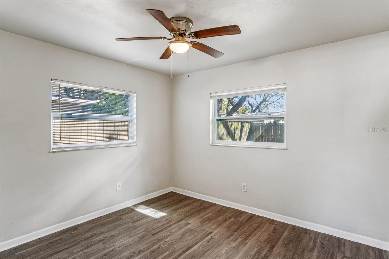 Image 16 of 23 For 1429 Spring Lane