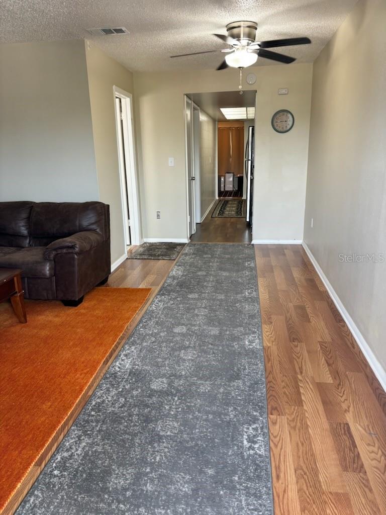 Image 3 of 8 For 5060 76th Avenue N 203