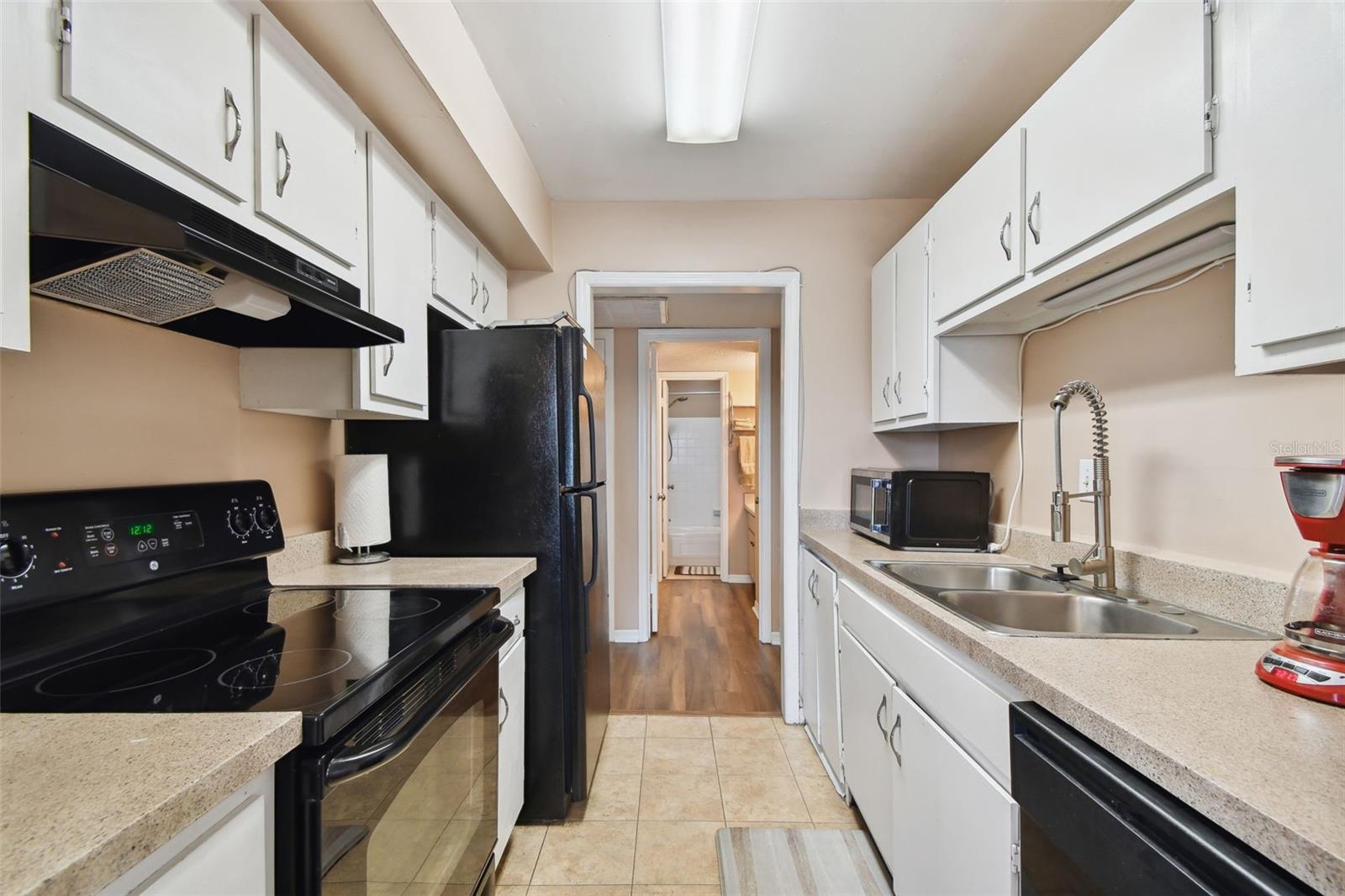 Image 10 of 30 For 113 Seahorse Drive Se A