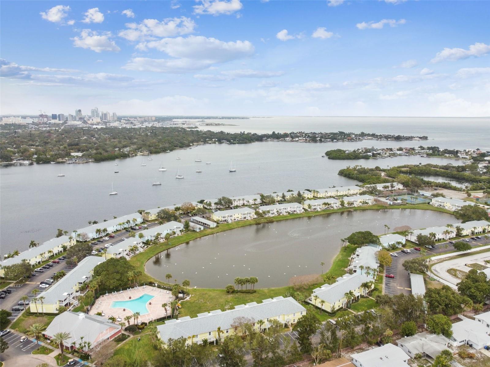 Image 27 of 30 For 113 Seahorse Drive Se A