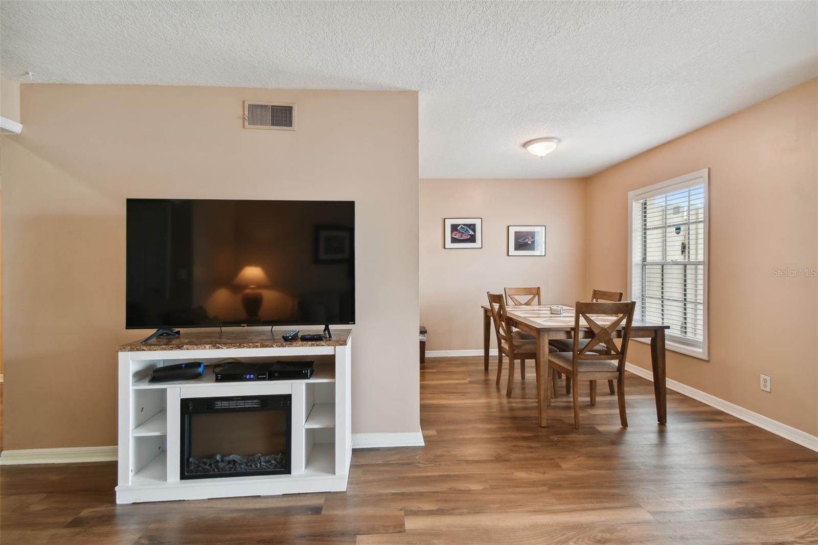 Image 7 of 30 For 113 Seahorse Drive Se A