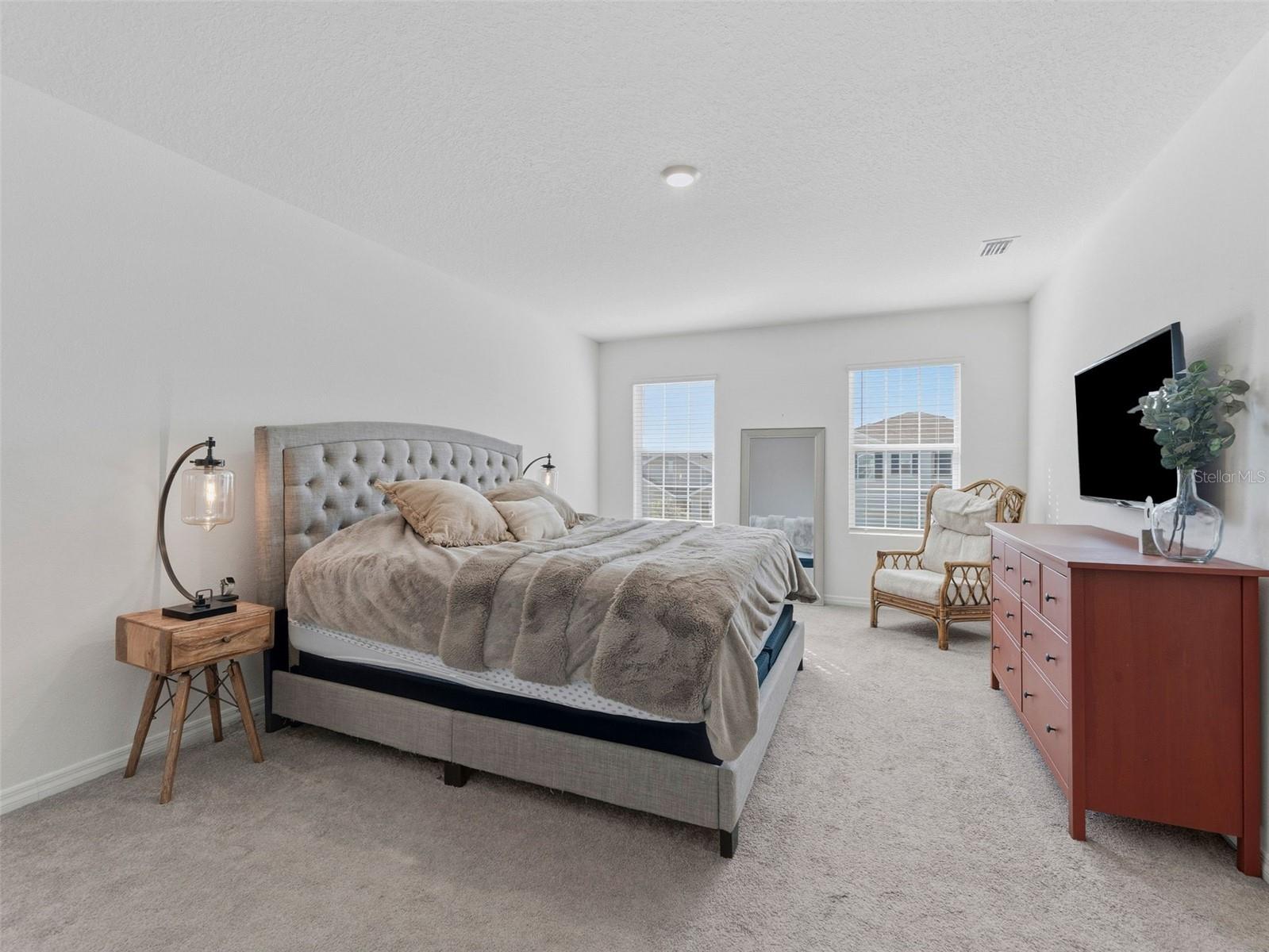 Image 19 of 55 For 32577 Kobuk Valley Avenue