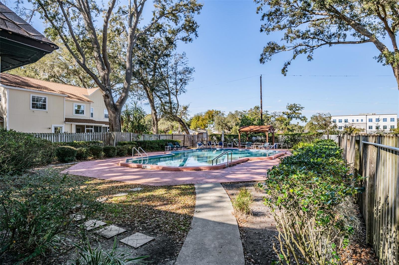 Image 27 of 34 For 611 Saint Henry Drive