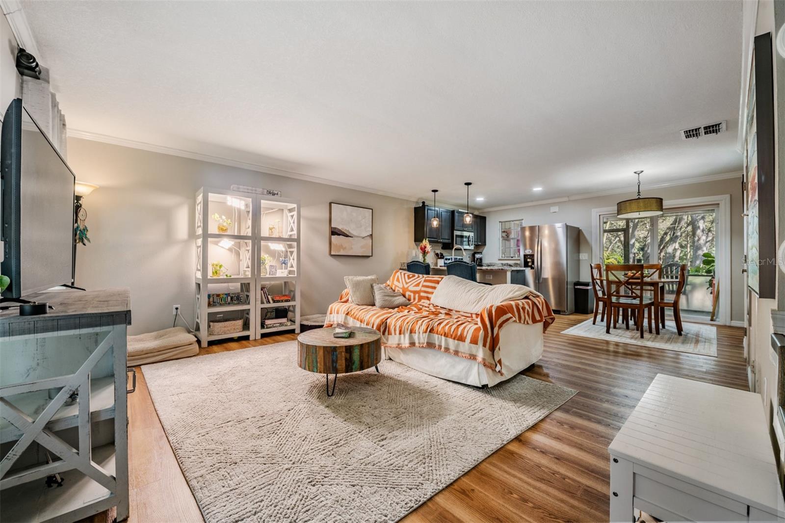 Image 3 of 34 For 611 Saint Henry Drive