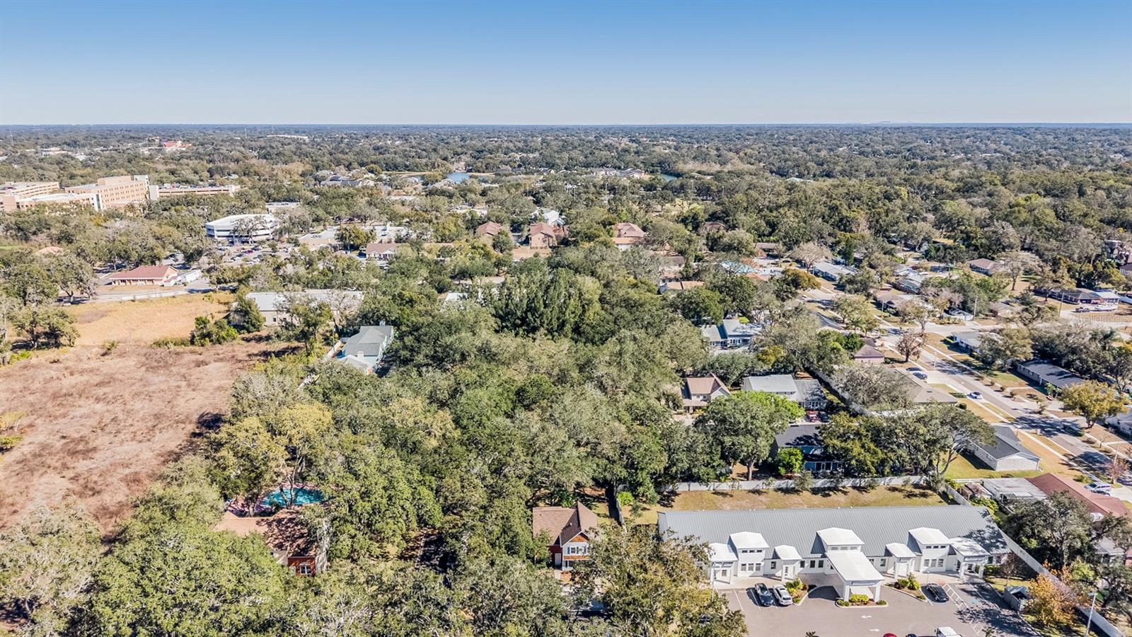 Image 31 of 34 For 611 Saint Henry Drive