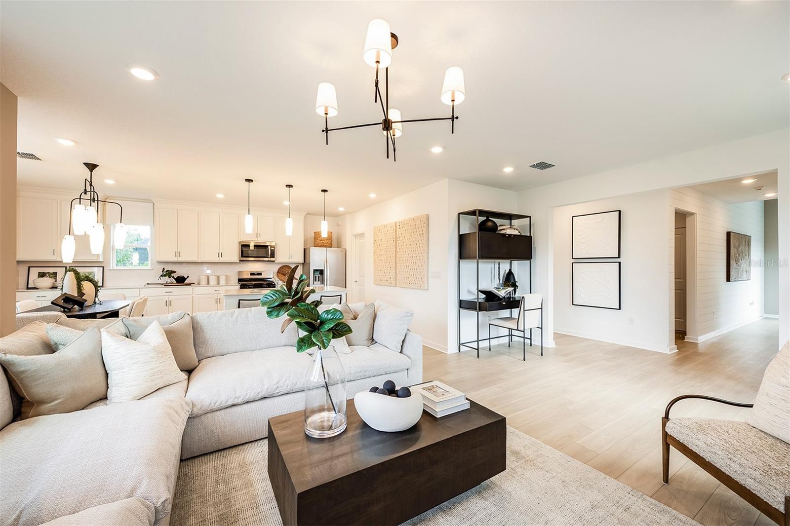 Listing photo id 4 for 6290 Golden Beach Drive