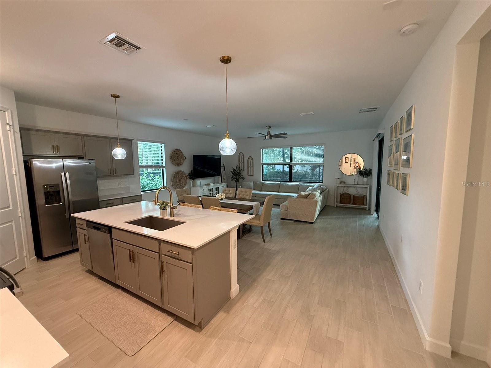 Image 15 of 32 For 6116 Stonecrest Court