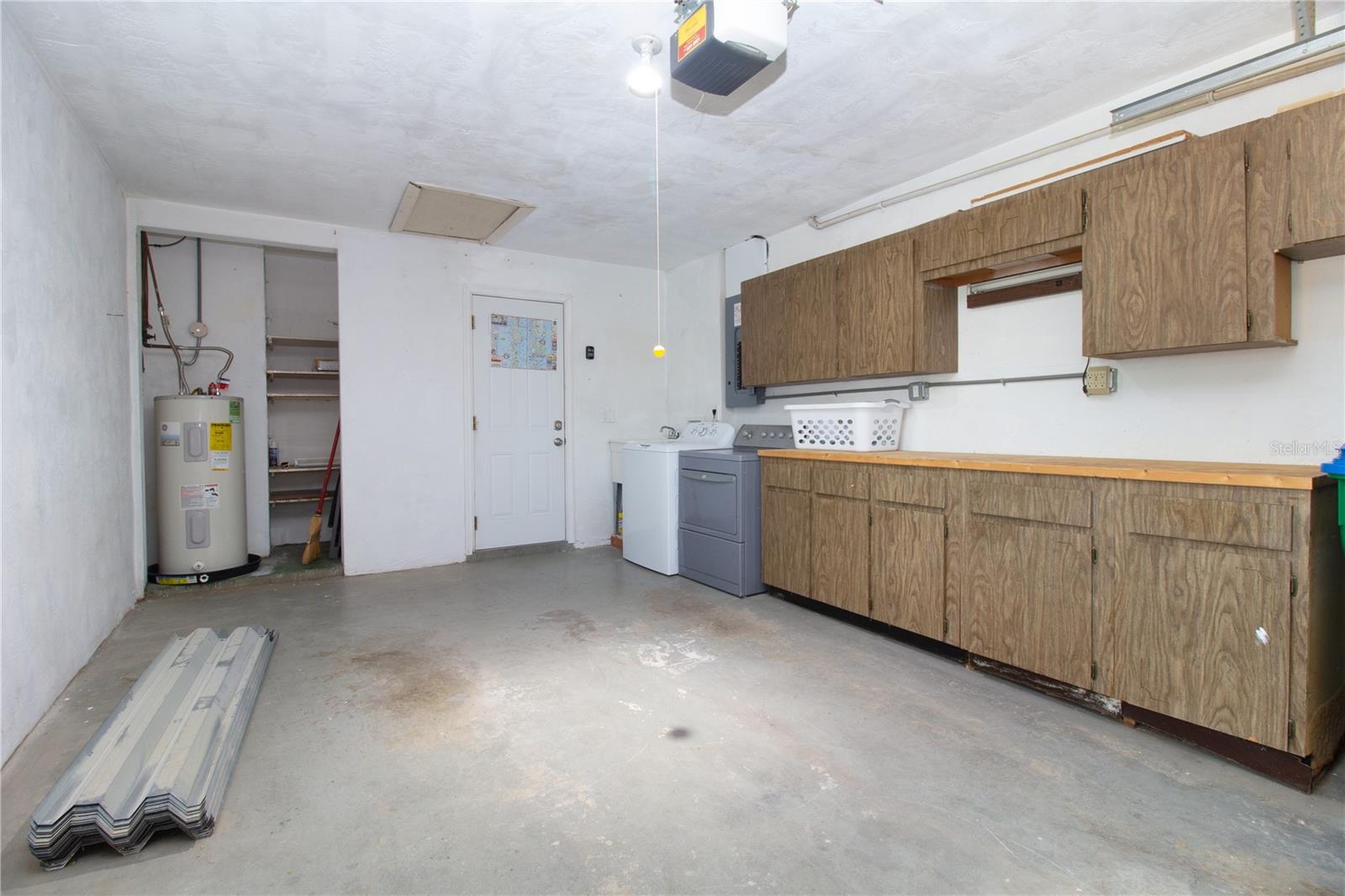 Image 20 of 27 For 6575 Green Valley Drive