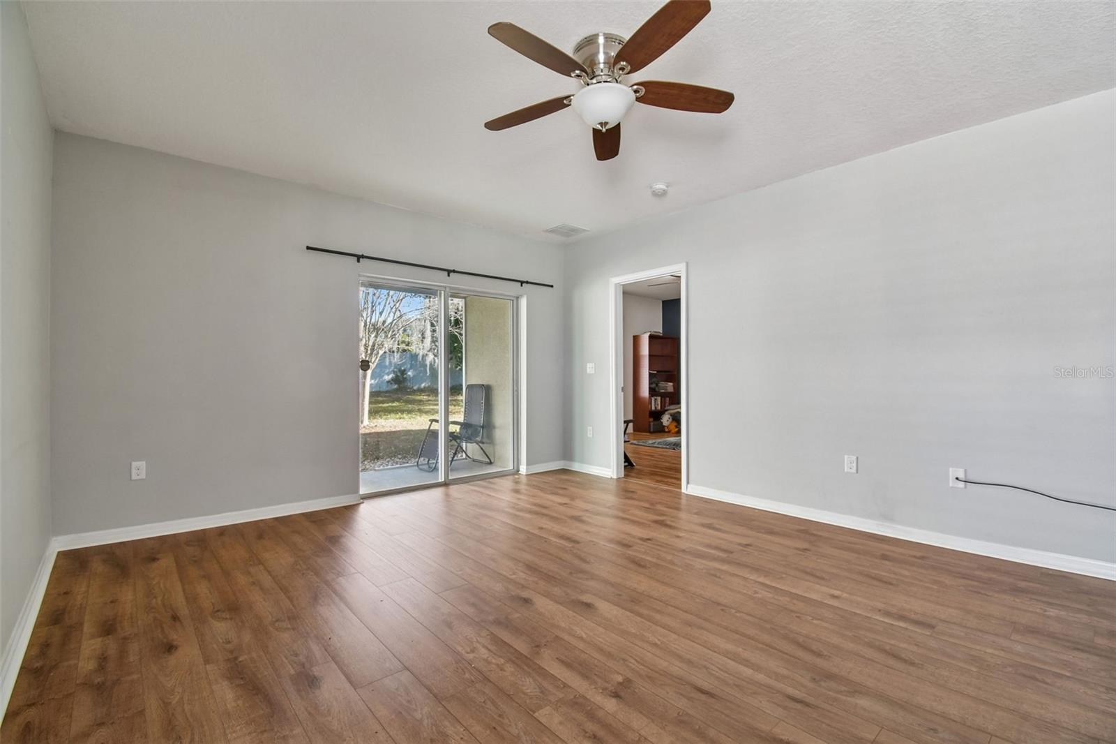 Image 15 of 55 For 10104 Hawk Storm Avenue