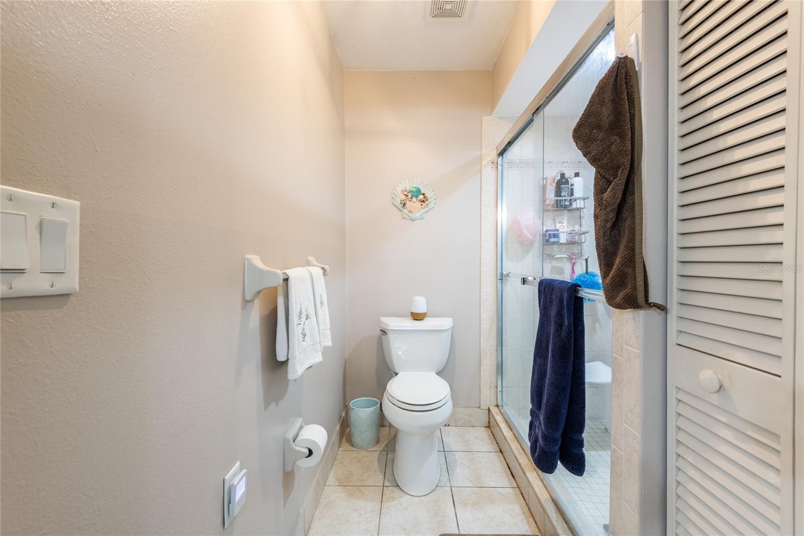 Image 24 of 28 For 1801 Lake Road 11d