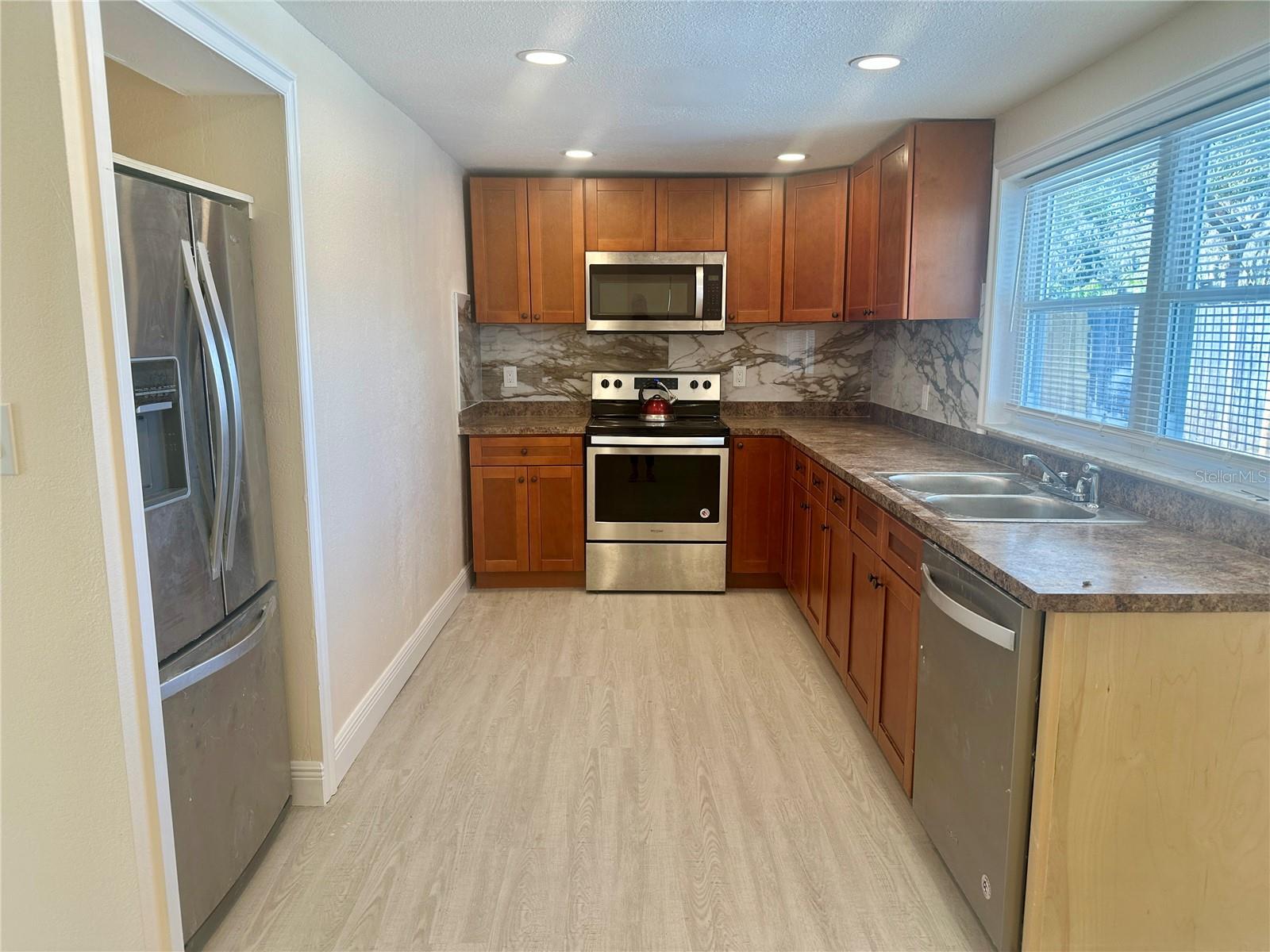 Image 5 of 15 For 12741 Poppy Street