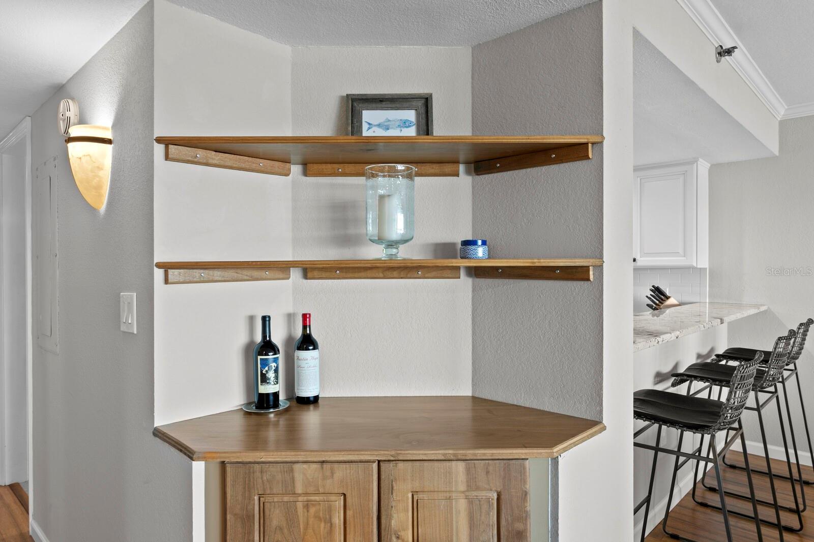 Image 22 of 85 For 2 Adalia Avenue 1002