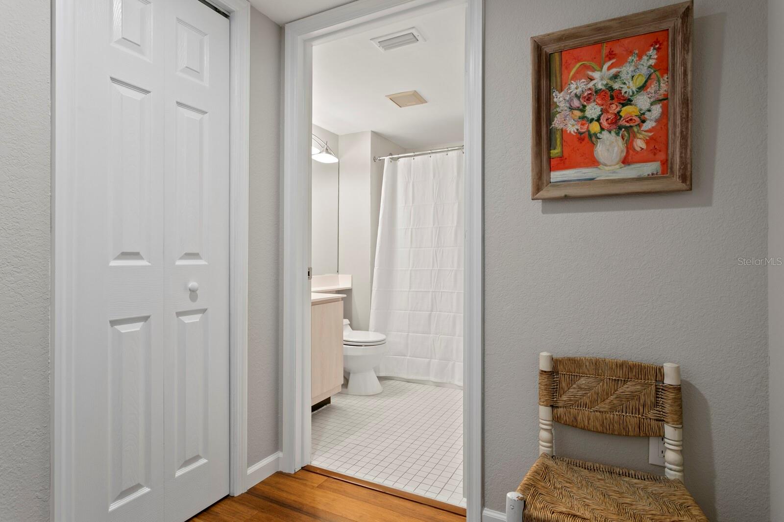 Image 32 of 85 For 2 Adalia Avenue 1002