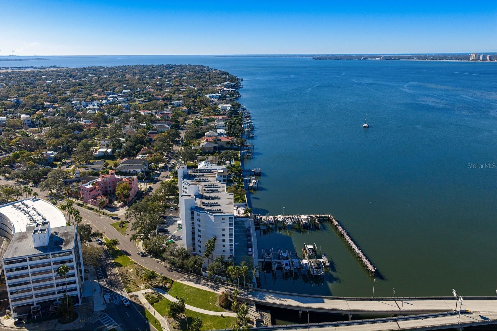 Image 61 of 85 For 2 Adalia Avenue 1002