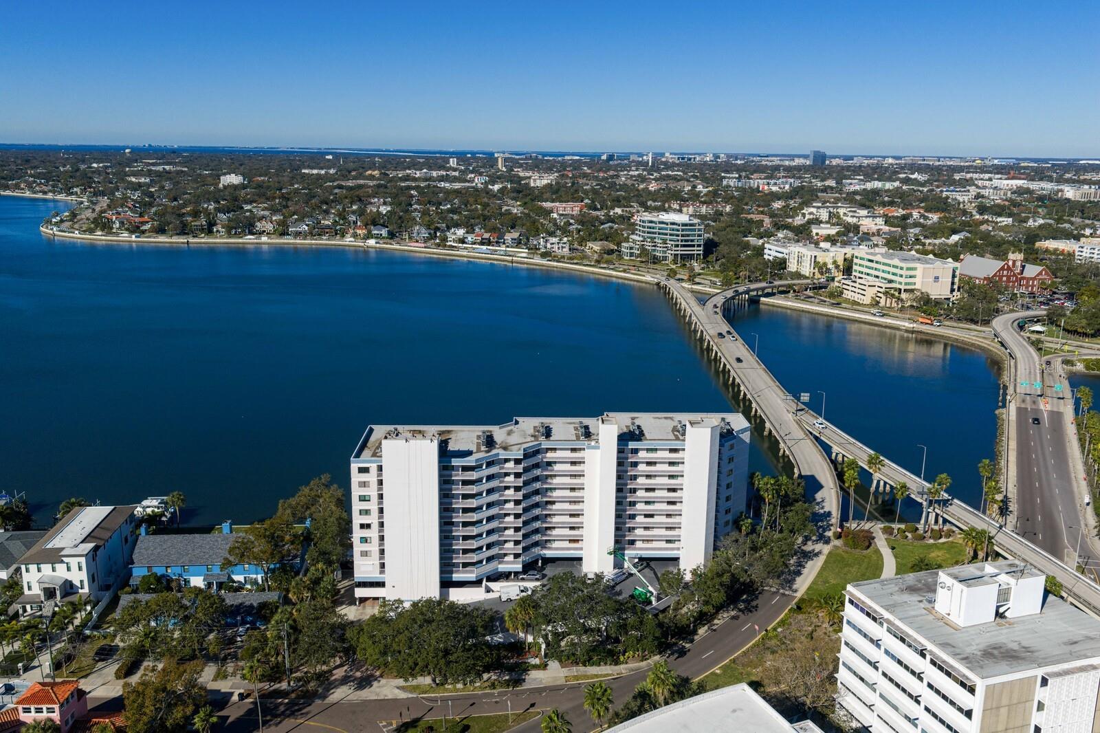 Image 64 of 85 For 2 Adalia Avenue 1002