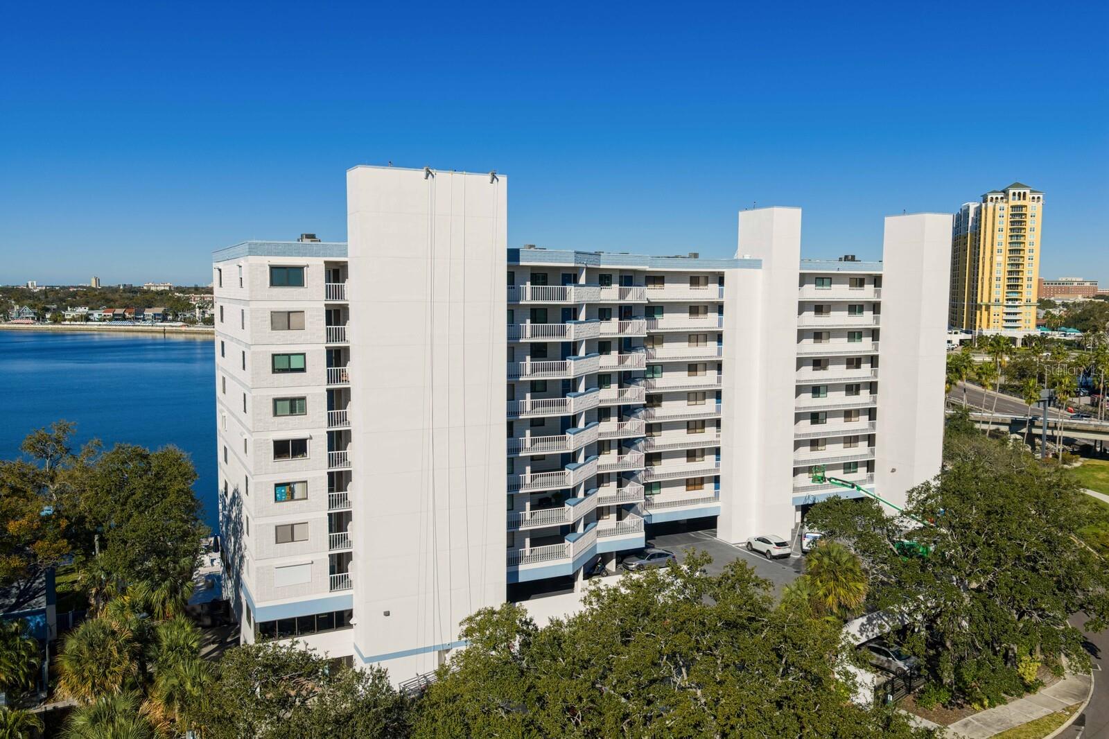 Image 81 of 85 For 2 Adalia Avenue 1002